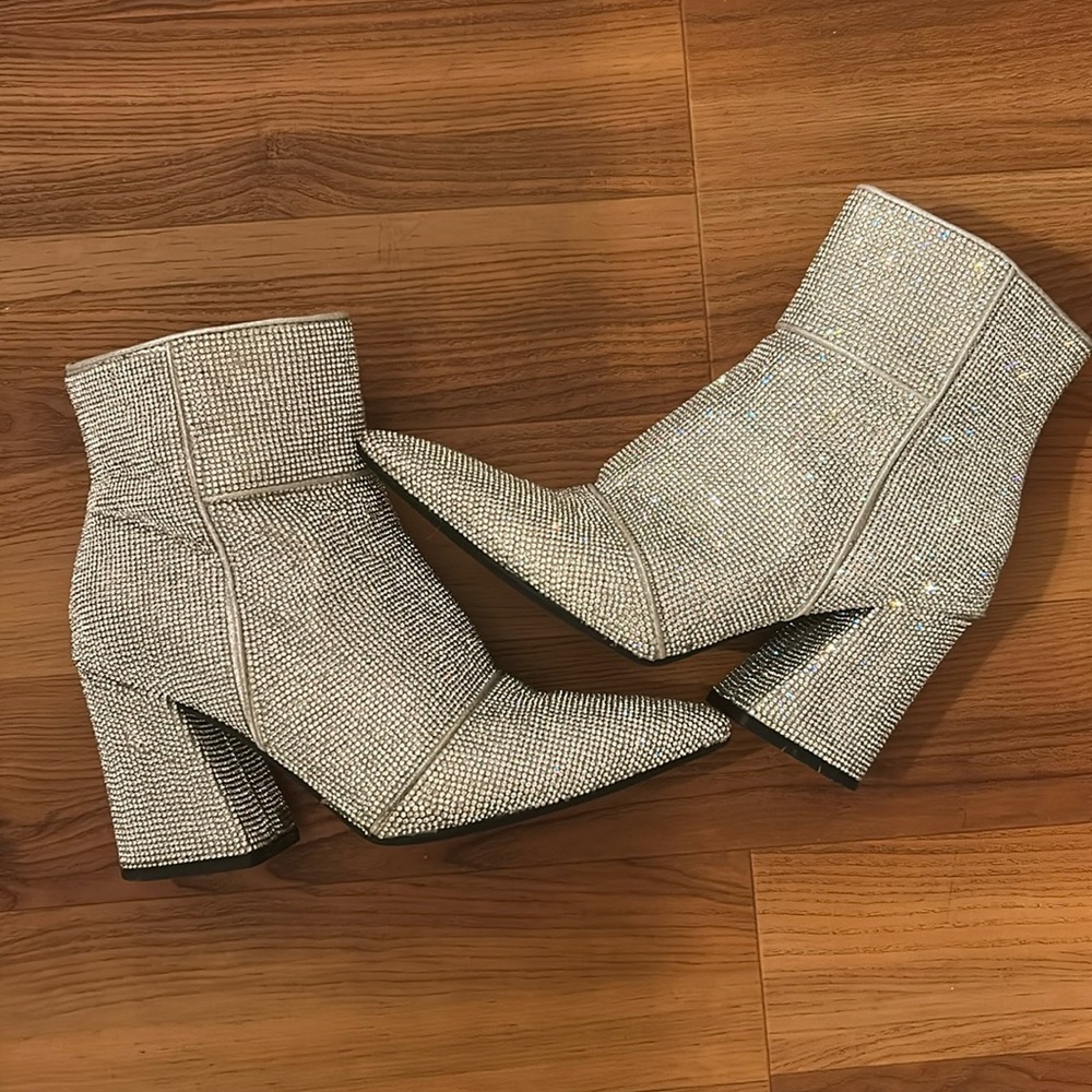 Size 7.5 A New Day Boots